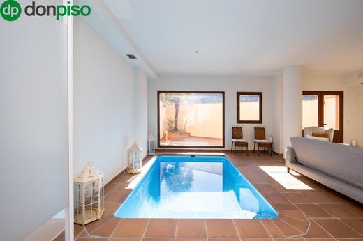 Luxus-Haus in Granada, Andalusien