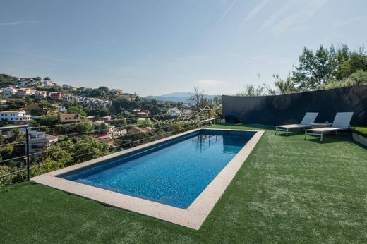 Einfamilienhaus in Alella, Provinz Barcelona