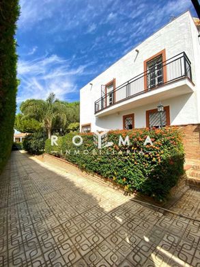 Detached House in Seville, Province of Seville