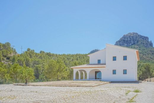 Detached House in Benissa, Alicante
