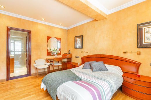 Apartament w Oviedo, Province of Asturias