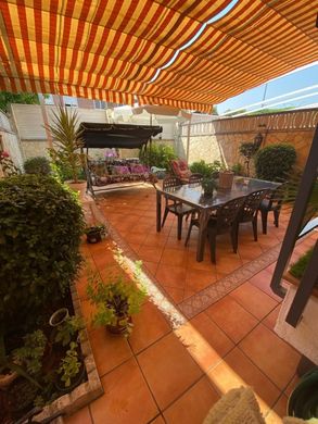 Luxury home in Alcalá de Henares, Province of Madrid