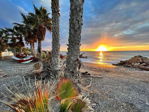 Grond in Adra, Almería