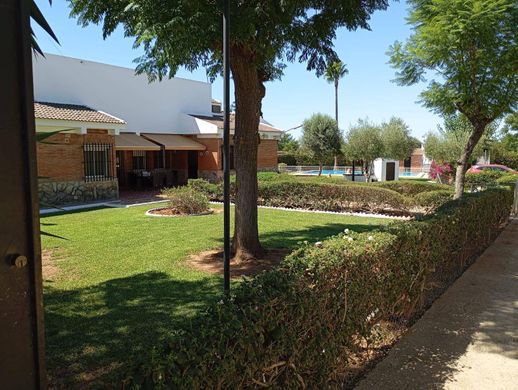 Villanueva del Ariscal, セビリアセビリヤセヴィーリャセヴィリアのカントリー風またはファームハウス