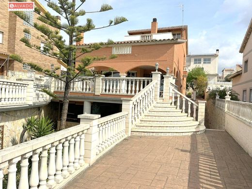 Detached House in El Vendrell, Province of Tarragona