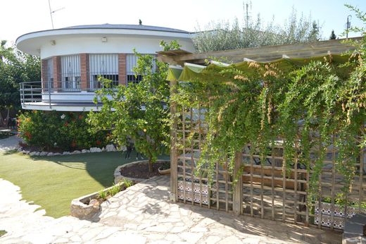 بيت مستقل ﻓﻲ Vilanova i la Geltrú, Província de Barcelona