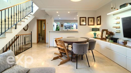 Detached House in Godella, Valencia