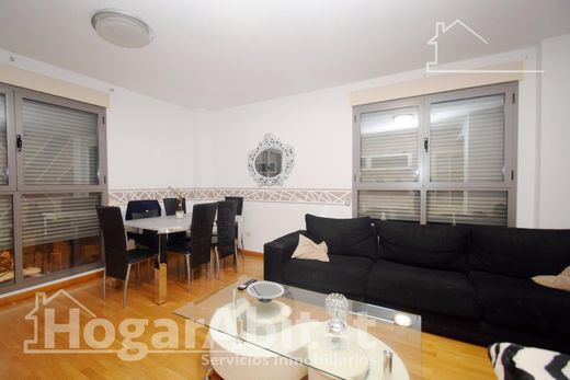 Apartment / Etagenwohnung in Valencia, Provinz Valencia