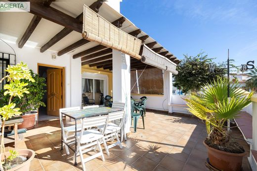 Chalet Pareado en Calahonda, Provincia de Granada