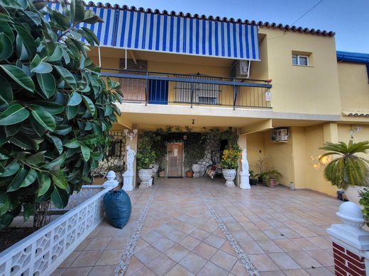 Luxury home in Benidorm, Province of Alicante