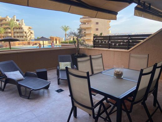 Apartment / Etagenwohnung in Arenales del Sol, Alicante