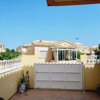 Einfamilienhaus in Torrevieja, Alicante
