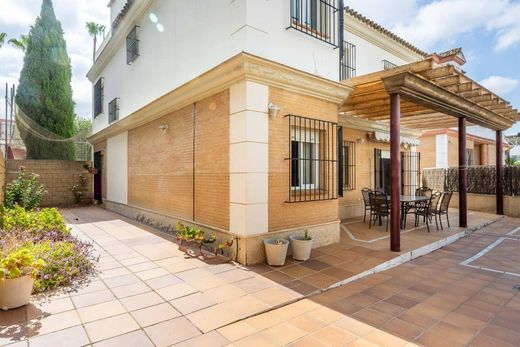 Detached House in Seville, Province of Seville
