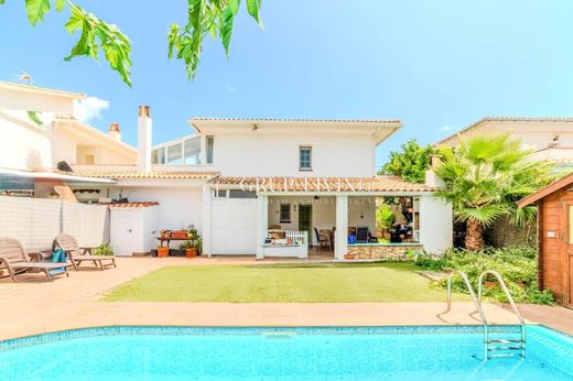 Luxury home in Sant Pere de Ribes, Province of Barcelona