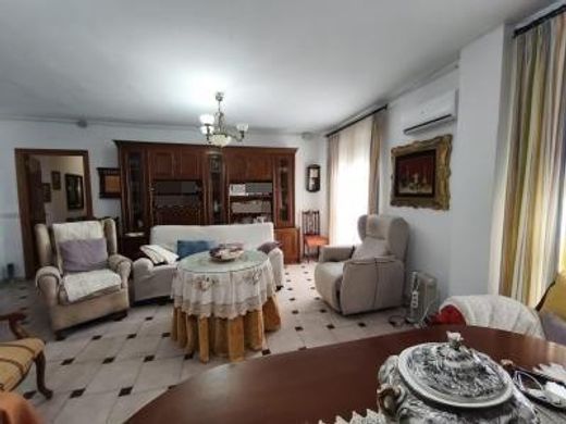 Edificio en El Carpio, Córdoba