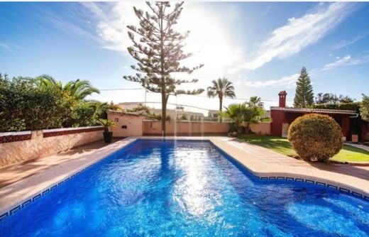 Einfamilienhaus in Calp, Alicante