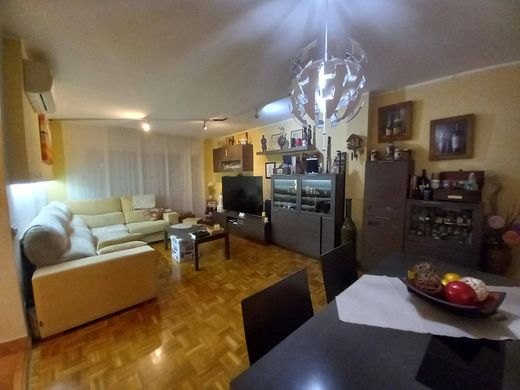 Apartamento - Girona, Gerunda