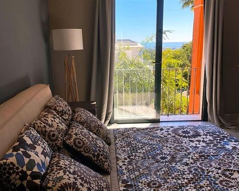 Benahavís, マラガのアパートメント