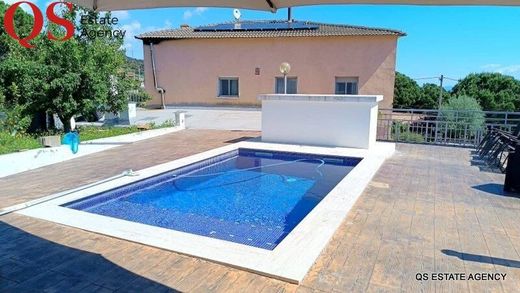 Riudarenes, Província de Gironaの一戸建て住宅