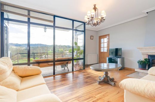 단독 저택 / Llanera, Province of Asturias