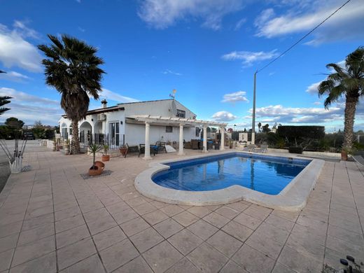 Villa in Dolores, Alicante