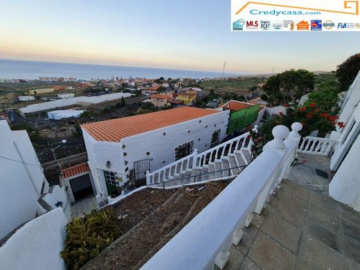 Detached House in Candelaria, Province of Santa Cruz de Tenerife