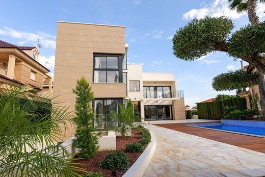 Villa in Torrevieja, Alicante