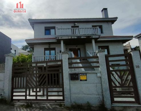 Luxury home in Barbadas, Ourense
