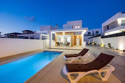 Torrevieja, アリカンテのヴィラ