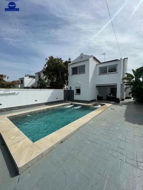 Einfamilienhaus in Chiclana de la Frontera, Cádiz