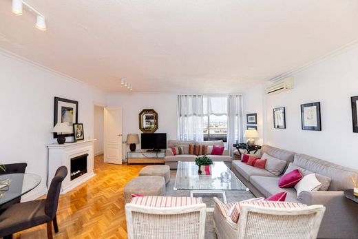Apartment / Etagenwohnung in Madrid, Provinz Madrid