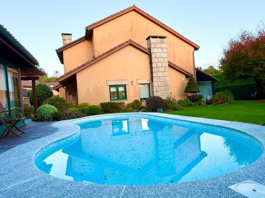 Частный Дом, Олейрос, Provincia da Coruña