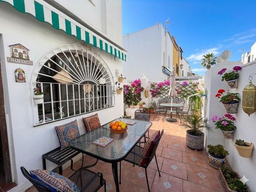 Mehrfamilienhaus in Torremolinos, Málaga