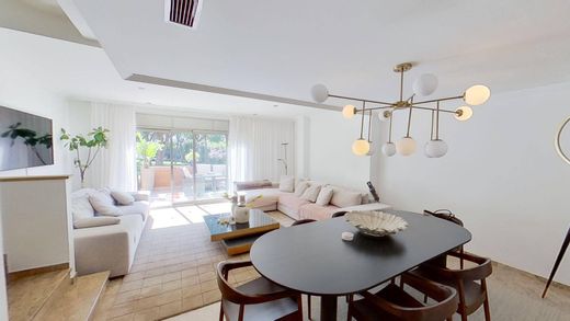 Luxe woning in Gavà, Província de Barcelona