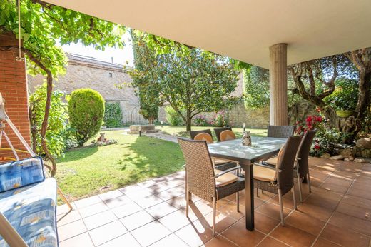 Chalet Pareado en Olaz, Provincia de Navarra