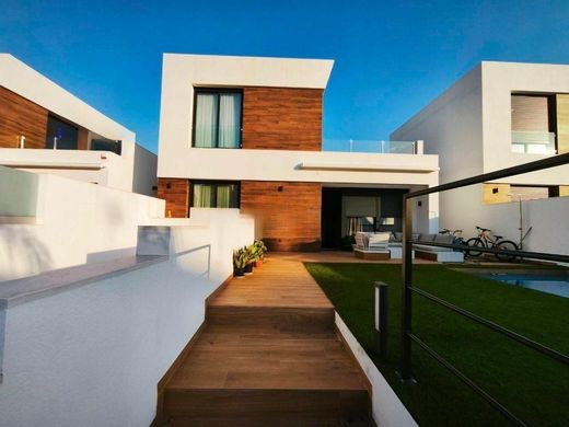 Detached House in El Campello, Alicante