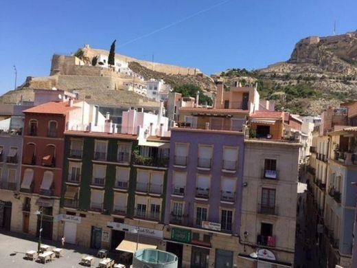 Piso / Apartamento en Alicante, Provincia de Alicante