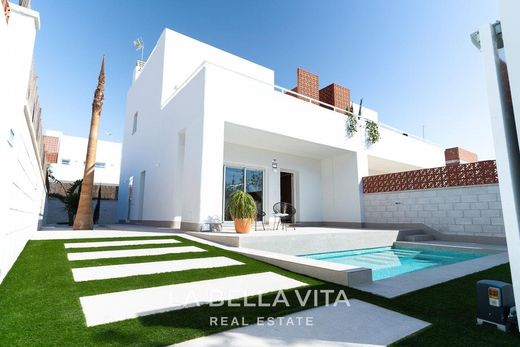 Vrijstaand huis in Pilar de la Horadada, Provincia de Alicante