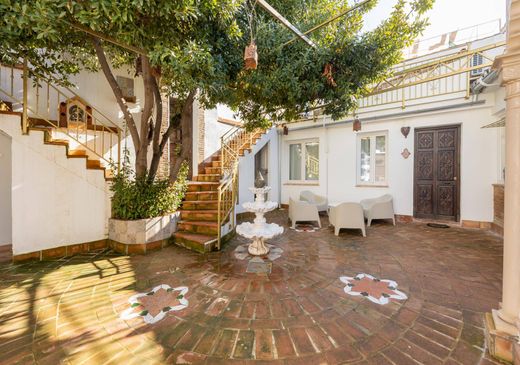 Apartment / Etagenwohnung in Granada, Andalusien