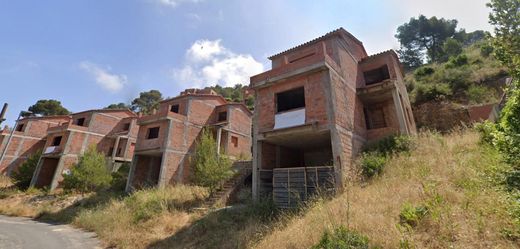 Detached House in Castellet, Province of Barcelona