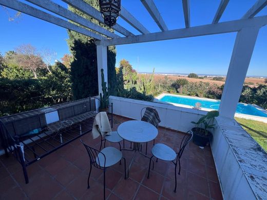 Detached House in Seville, Province of Seville