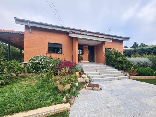 Einfamilienhaus in El Casar de Talamanca, Guadalajara