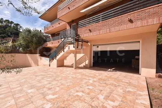 Luxury home in Corbera de Llobregat, Province of Barcelona