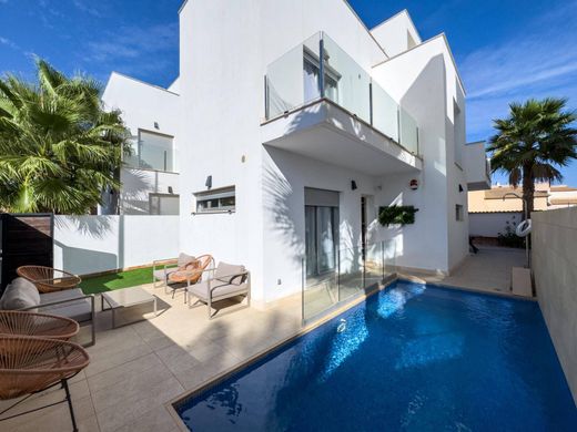 Casa Unifamiliare a Torrevieja, Provincia de Alicante