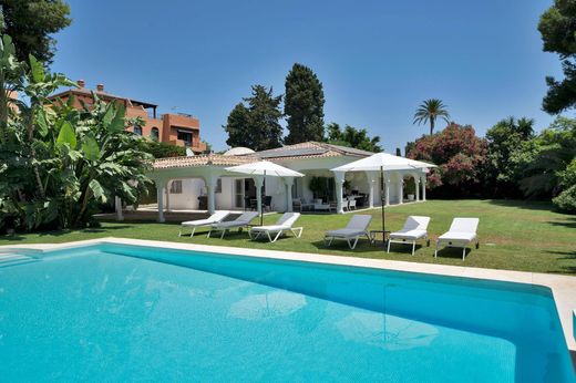 Villa in Estepona, Malaga