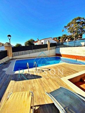 Luxury home in Cunit, Province of Tarragona