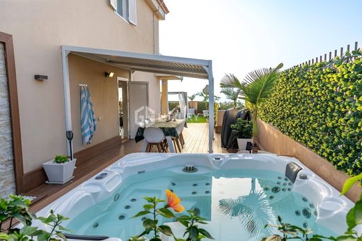 Villa Plurifamiliare a Santiago del Teide, Provincia de Santa Cruz de Tenerife