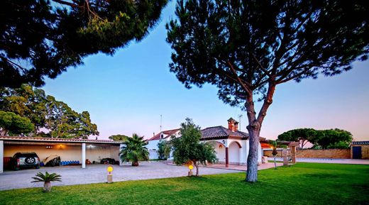 Detached House in Chiclana de la Frontera, Cadiz