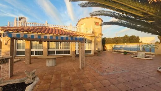 Dom jednorodzinny w Torrevieja, Provincia de Alicante