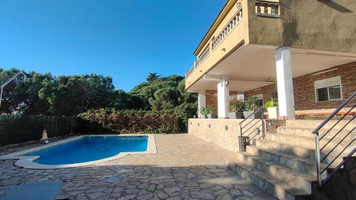 Detached House in Dosrius, Province of Barcelona